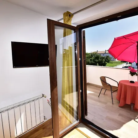 Apartment Novigrad 6951a