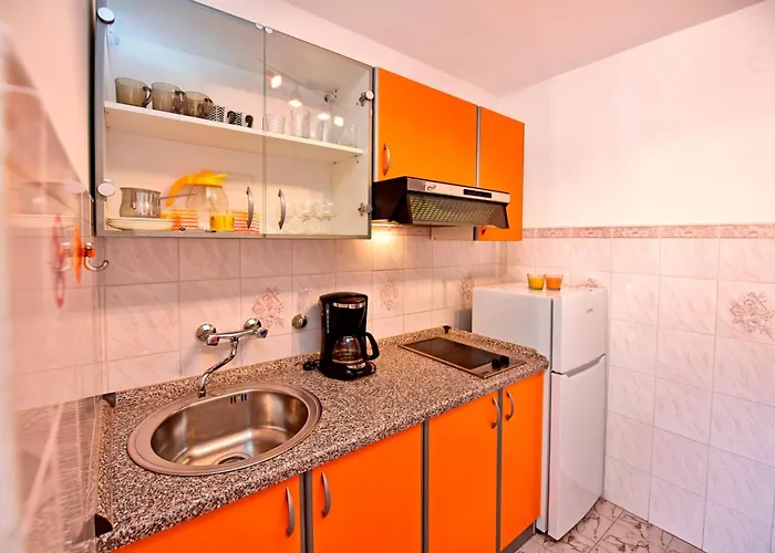 Novigrad 6951a Novigrad (Istria)